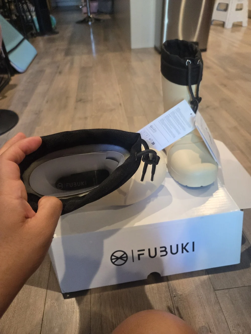 FUBU cream waterproof